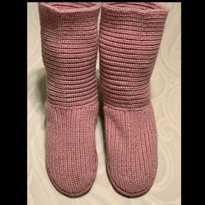 LIKE NEW! SIZE 6 UGGS 🎀